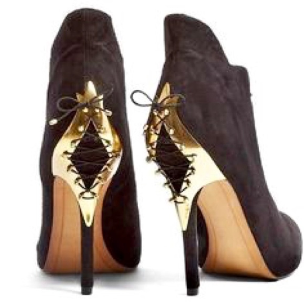 Sam Edelman Fun & Flirty Black Ankle Booties!